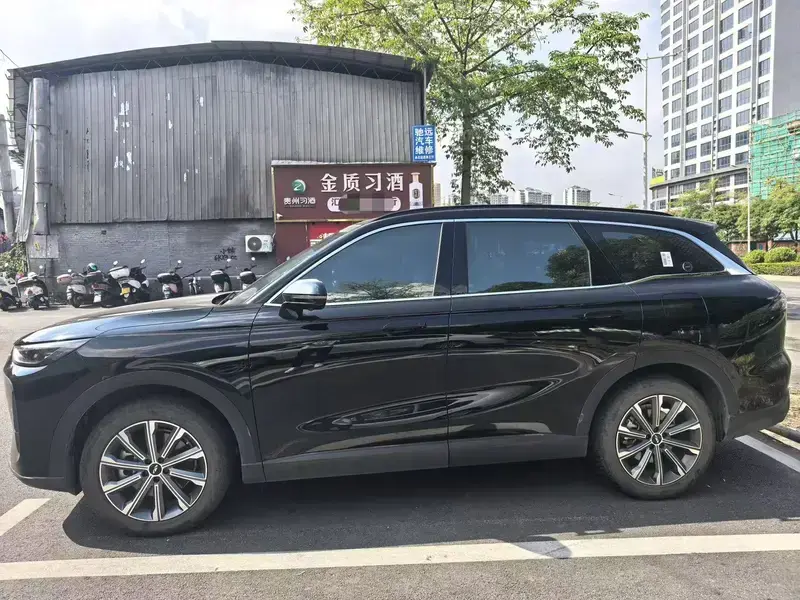 2025 Chery Fulwin T9 с пробегом 40 000 км