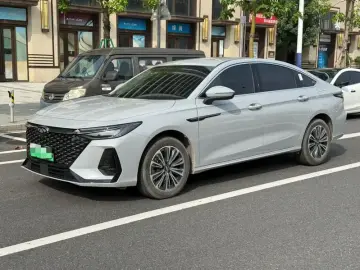 Chery Fulwin A8