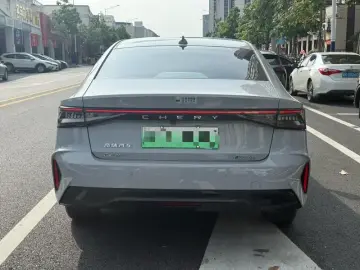 2025 Chery Fulwin A8 с пробегом 17 000 км