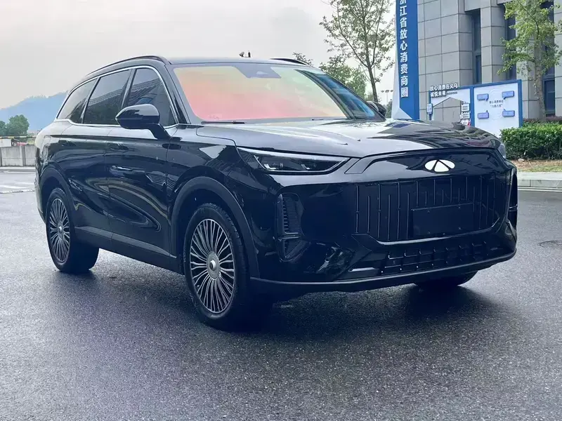 2024 Chery Fulwin T9 с пробегом 20 000 км