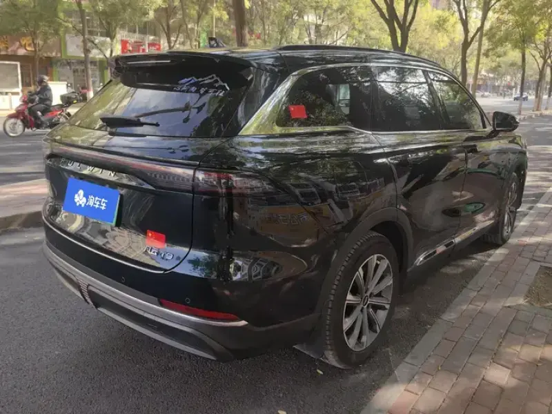 2025 Chery Fulwin T9 с пробегом 10 000 км