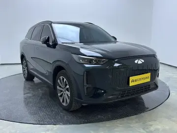 2025 Chery Fulwin T9 с пробегом 27 800 км