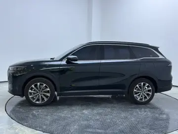 2025 Chery Fulwin T9 с пробегом 27 800 км