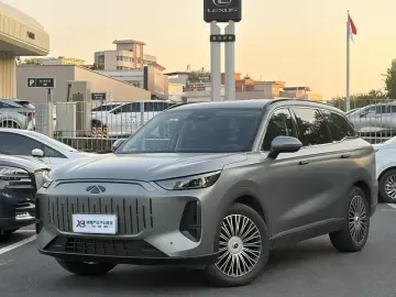 2025 Chery Fulwin T9 с пробегом 25 500 км