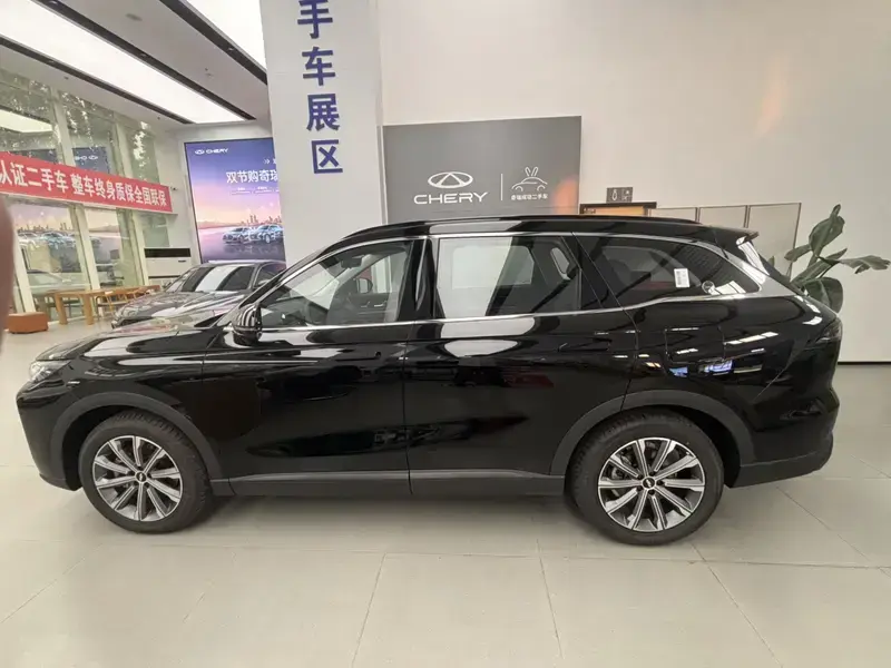 2025 Chery Fulwin T9 с пробегом 1 000 км