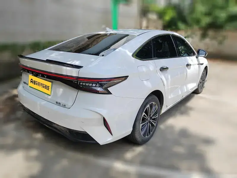 2024 Chery Fulwin A8 с пробегом 16 500 км