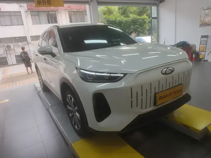 2024 Chery Fulwin T9 с пробегом 15 100 км