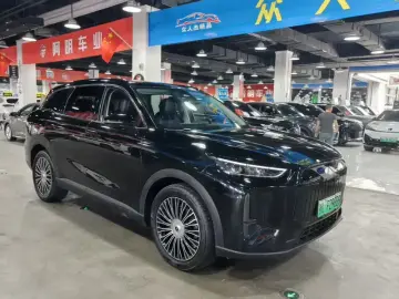 2024 Chery Fulwin T9 с пробегом 48 000 км