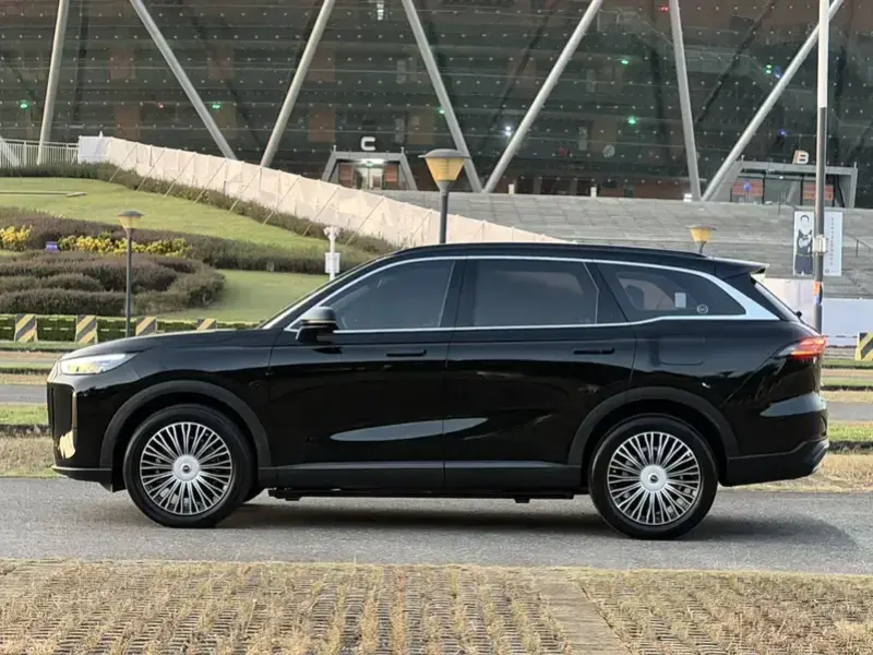 2025 Chery Fulwin T9 с пробегом 21 700 км