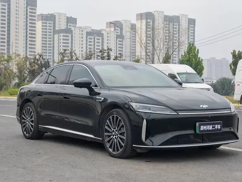 2025 Chery Fulwin A9L с пробегом 27 000 км