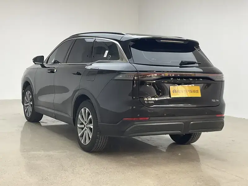2025 Chery Fulwin T9 с пробегом 14 500 км