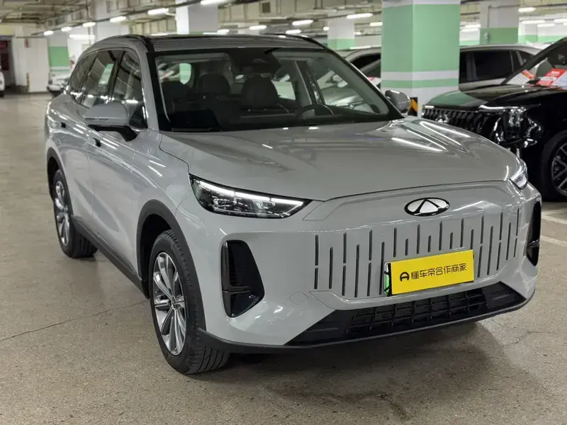 2024 Chery Fulwin T9 с пробегом 24 000 км