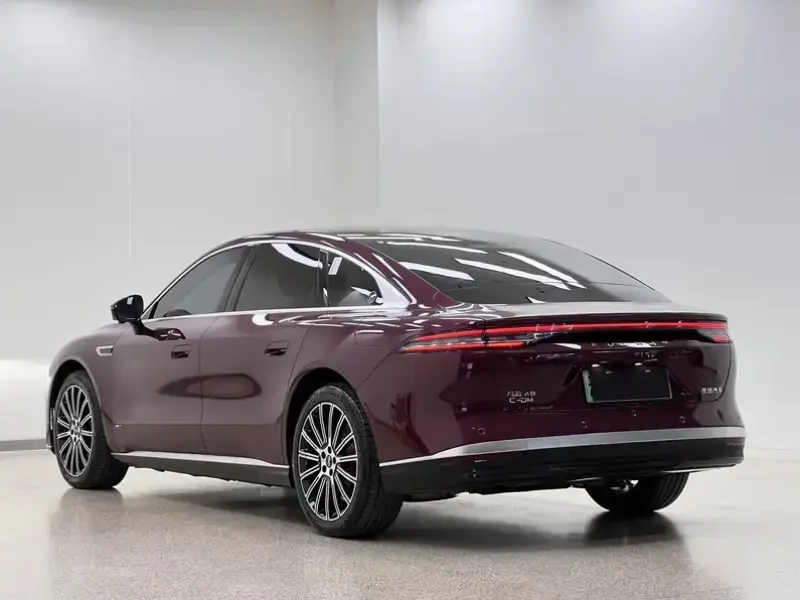 2025 Chery Fulwin A9L с пробегом 14 500 км
