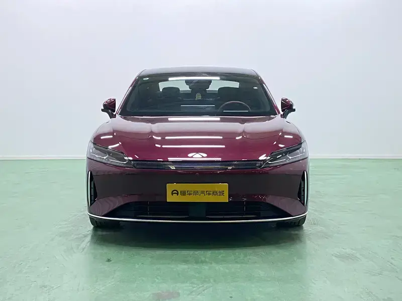 2025 Chery Fulwin A9L с пробегом 8 800 км