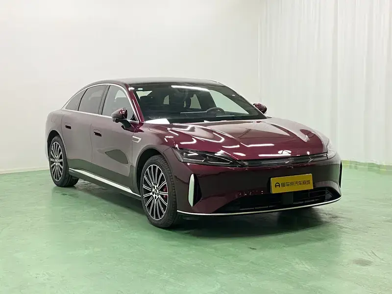 2025 Chery Fulwin A9L с пробегом 8 800 км