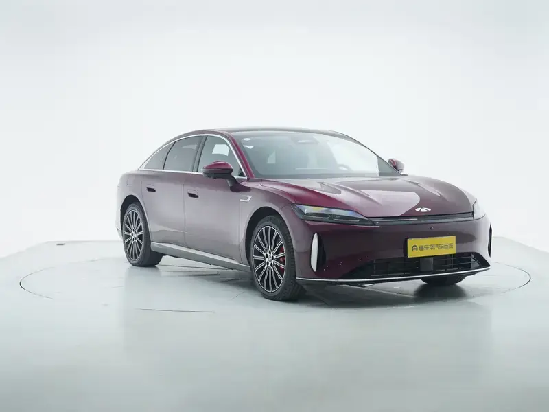 2025 Chery Fulwin A9L с пробегом 11 700 км