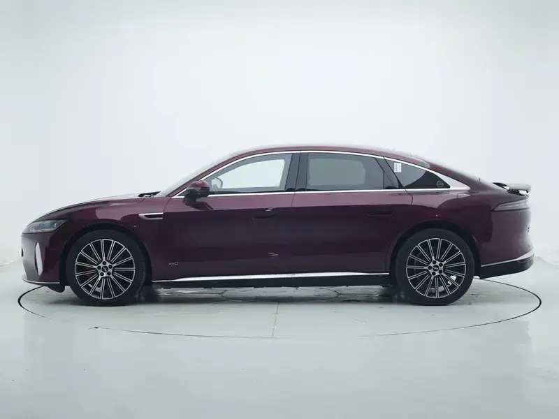 2025 Chery Fulwin A9L с пробегом 13 700 км