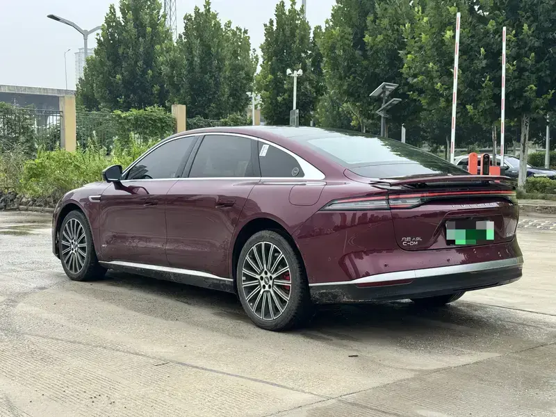 2025 Chery Fulwin A9L с пробегом 18 000 км