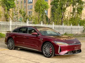 2025 Chery Fulwin A9L с пробегом 9 800 км