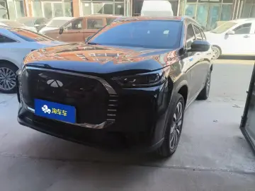 2025 Chery Fulwin T8 с пробегом 9 000 км