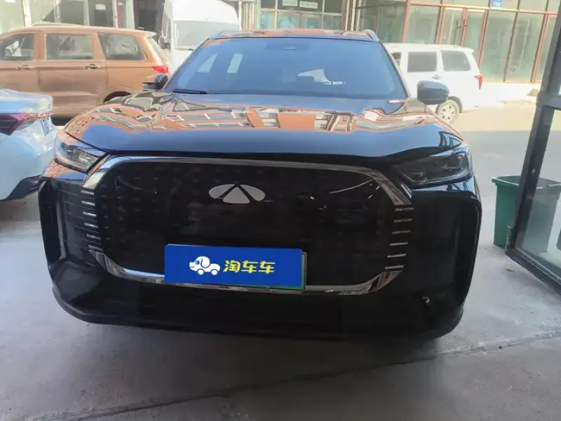 2025 Chery Fulwin T8 с пробегом 9 000 км