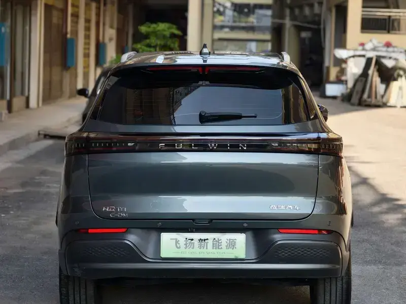 2025 Chery Fulwin T8 с пробегом 22 000 км