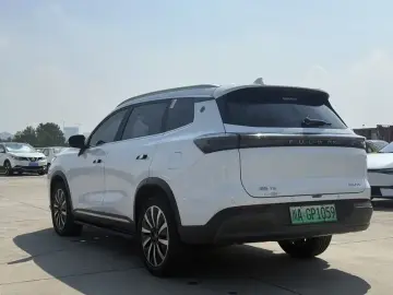 2025 Chery Fulwin T8 с пробегом 12 000 км