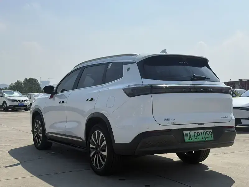 2025 Chery Fulwin T8 с пробегом 12 000 км