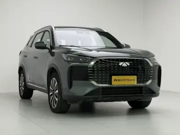 2025 Chery Fulwin T8 с пробегом 18 800 км