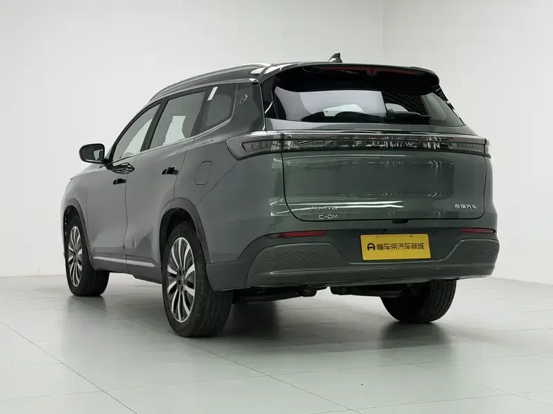 2025 Chery Fulwin T8 с пробегом 18 800 км