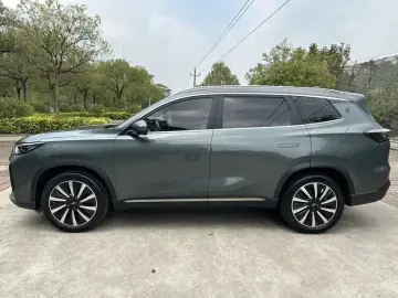 2025 Chery Fulwin T8 с пробегом 4 100 км
