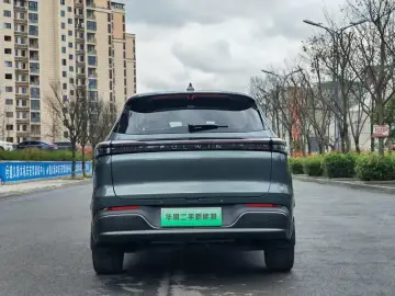 2025 Chery Fulwin T8 с пробегом 23 000 км