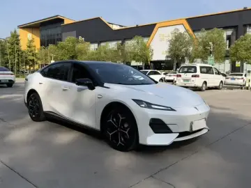 2024 Changan Deepal SL03 с пробегом 36 000 км