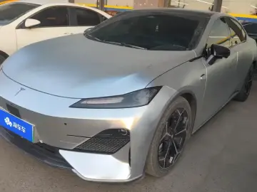 2023 Changan Deepal SL03 с пробегом 83 000 км