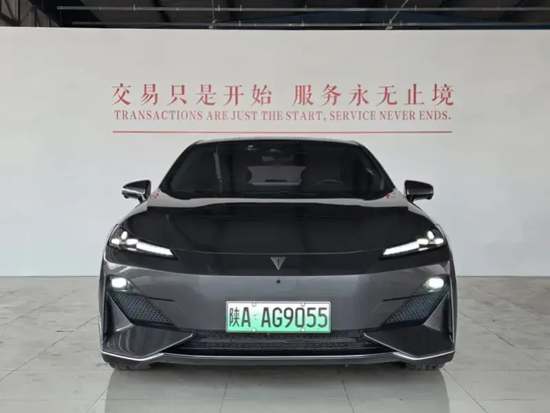2023 Changan Deepal SL03 с пробегом 73 000 км