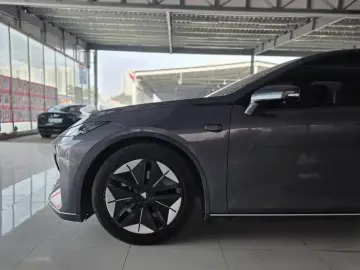 2023 Changan Deepal SL03 с пробегом 73 000 км