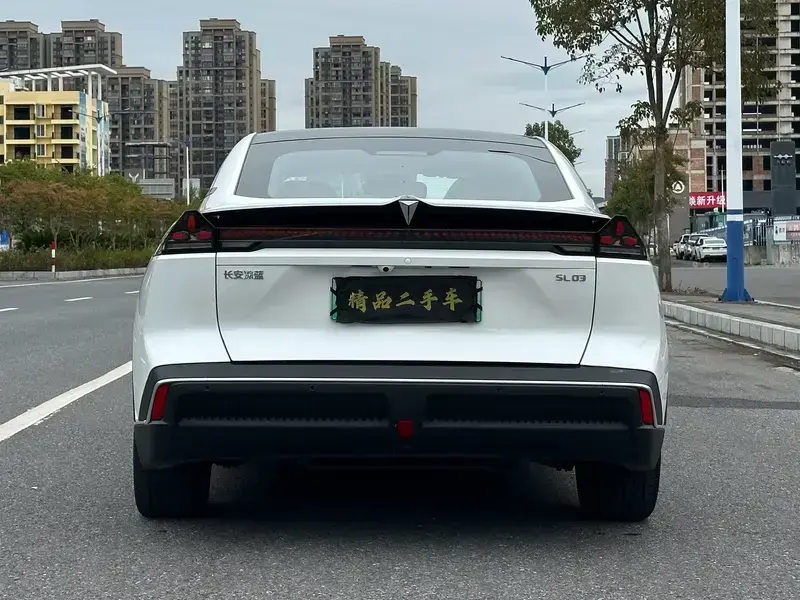2023 Changan Deepal SL03 с пробегом 82 000 км