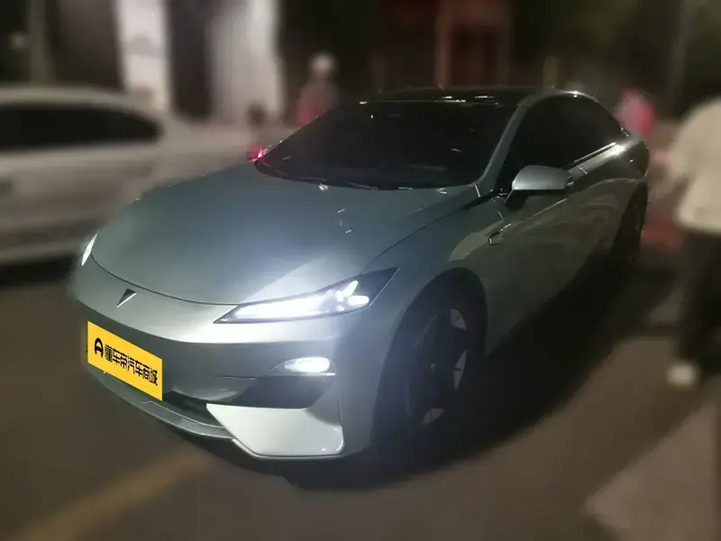 2022 Changan Deepal SL03 с пробегом 64 000 км