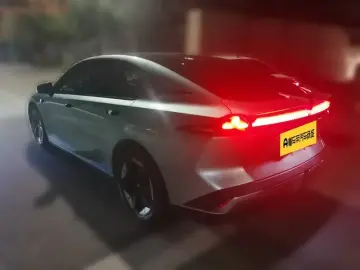 2022 Changan Deepal SL03 с пробегом 64 000 км