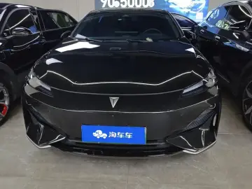 2024 Changan Deepal SL03 с пробегом 47 000 км