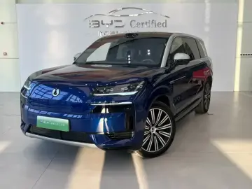 2026 Denza N9 с пробегом 10 000 км