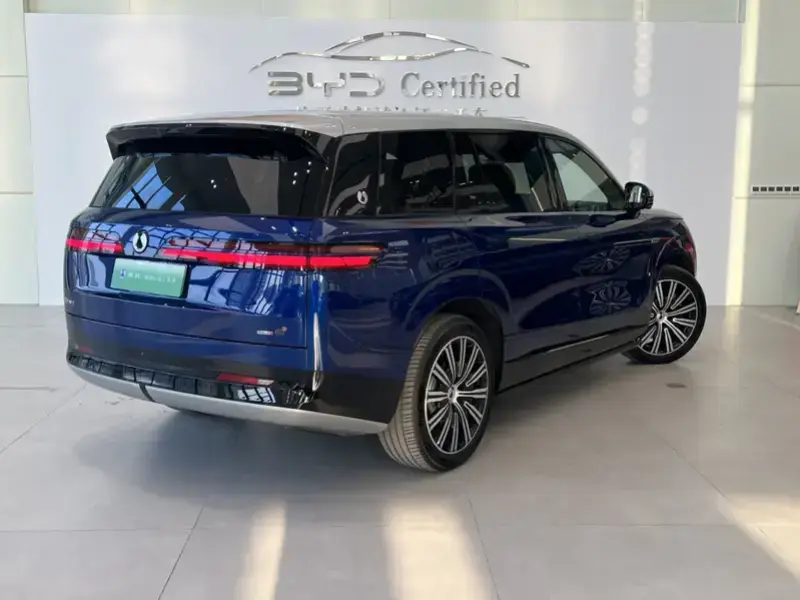 2026 Denza N9 с пробегом 10 000 км