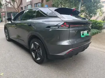 2023 Changan Deepal S07 с пробегом 44 000 км