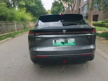 2023 Changan Deepal S07 с пробегом 44 000 км