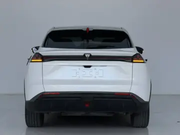 2024 Changan Deepal S07 с пробегом 56 000 км