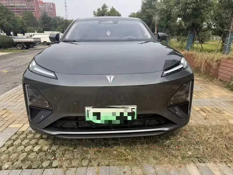2026 Changan Deepal S07 с пробегом 10 800 км
