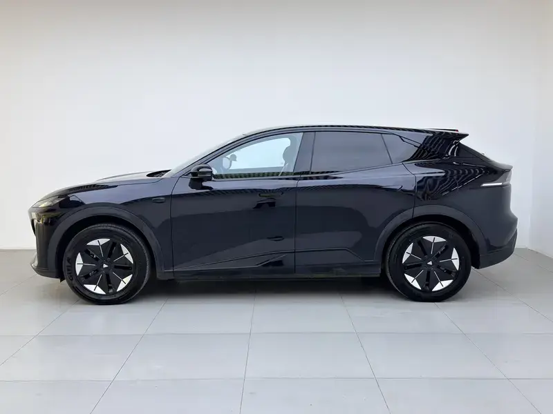 2024 Changan Deepal S07 с пробегом 100 км
