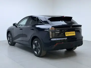 2024 Changan Deepal S07 с пробегом 100 км