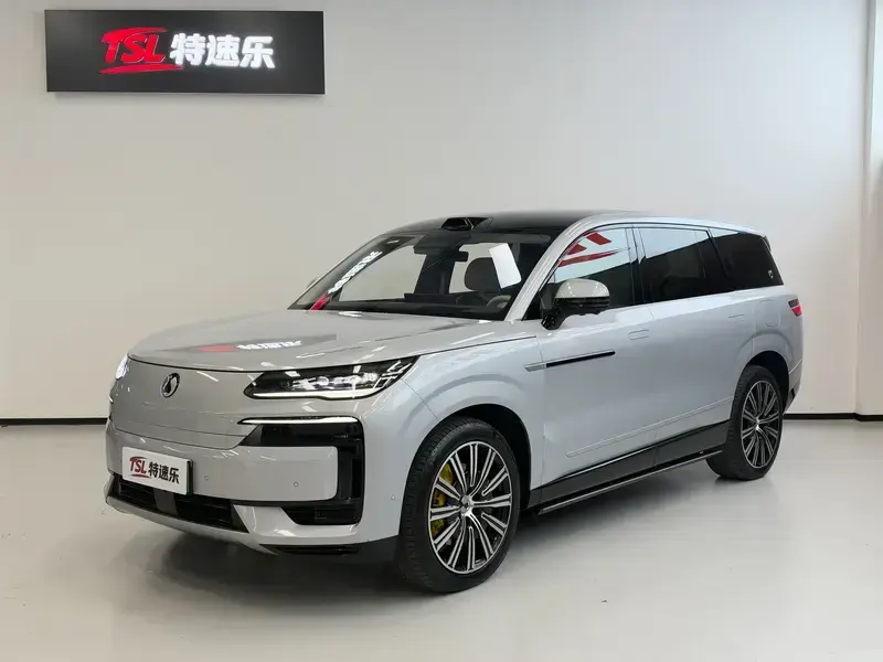 2025 Denza N9 с пробегом 55 500 км