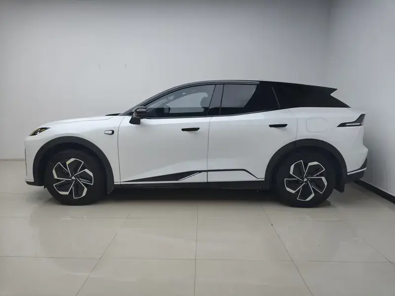2026 Changan Deepal S07 с пробегом 10 600 км